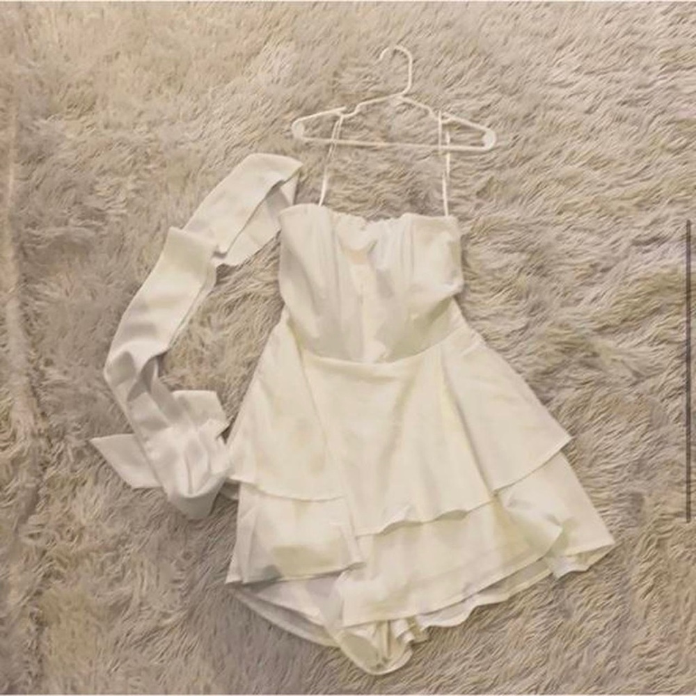 Romper - Picture 3 of 4